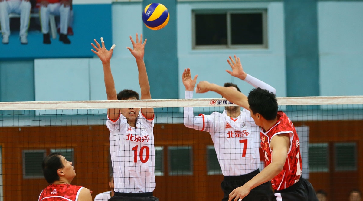 风云突变辽宁本钢关键时刻内部沟通，足总杯版图或变，悬念犹存，赛季目标并未改变 