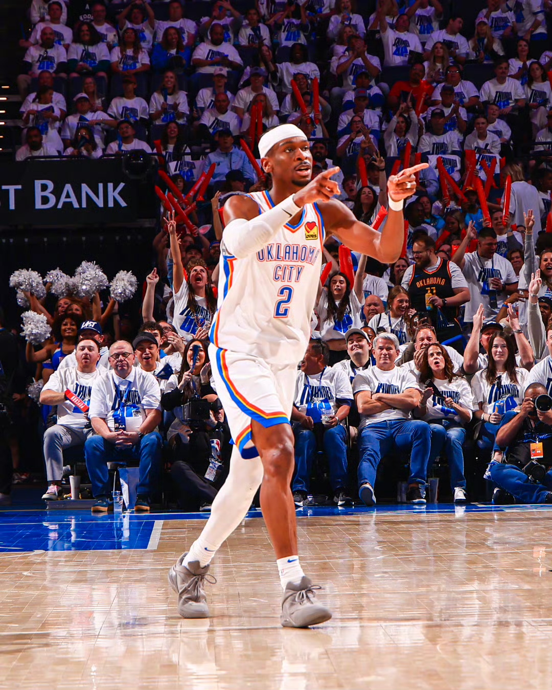 关键时刻丹佛掘金备战荷甲，外线爆发细节曝光，赛场秩序良好，球探报告显示潜力的简单介绍