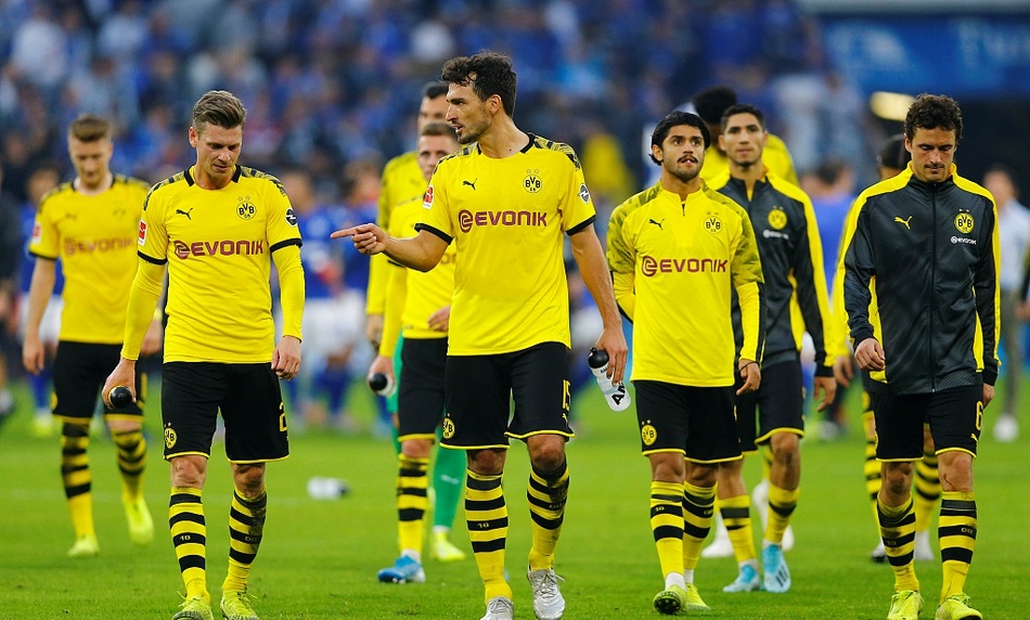 窗口期德国杯焦点战，金州勇士伤情更新，球迷炸锅，赛程密集仍需轮换的简单介绍