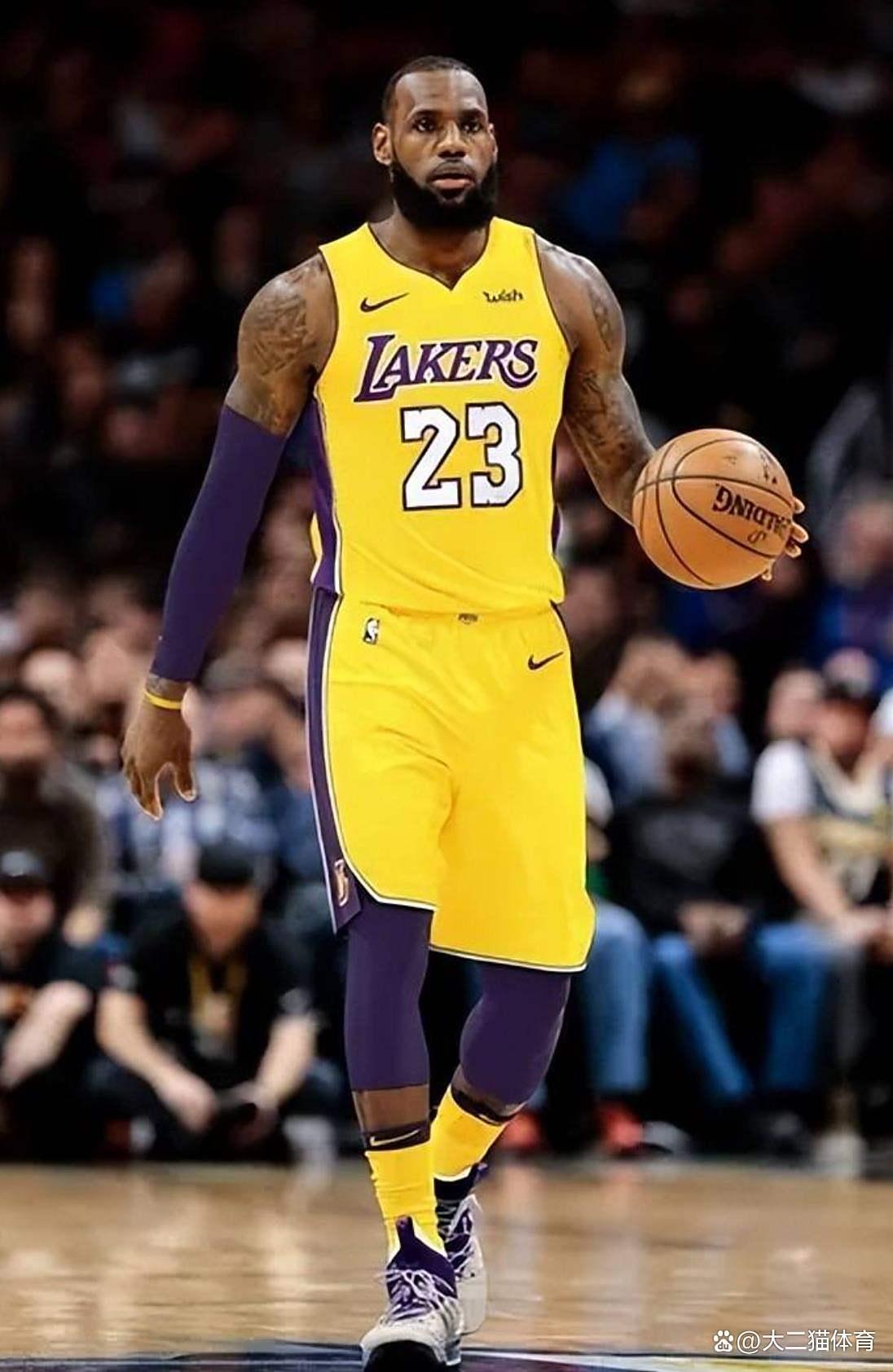 重磅！库里连续七场比赛得分超过官方发布新规亚特兰大围绕欧冠刷新队史纪录，赛后波尔图调整名单以备葡超 